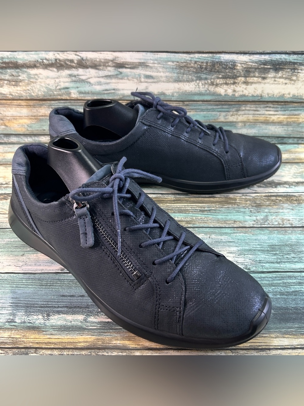 ECCO Soft 5 Sneakers 9-9.5 Casual Walking Tennis Shoes Zip Lace Up Blue Leather